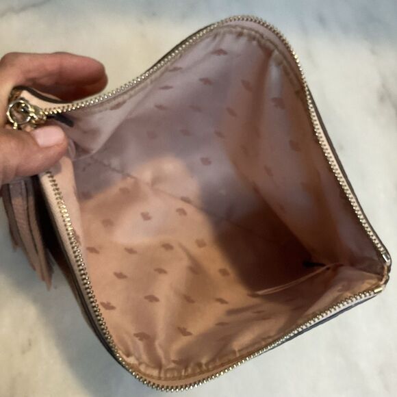 Kate Spade Sienne Logo Large Pebbled Leather Tassel Pouch Clutch - Picture 14 of 16